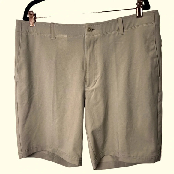 Menβs grand slam performance golf shorts size 38 in excellent like-new condition - Picture 2 of 4